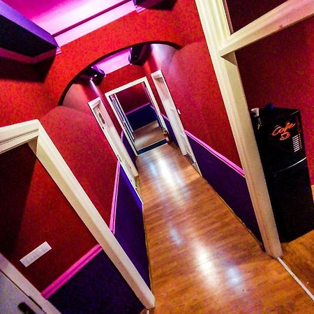 Hostel Riwer Rijeka Bagian luar foto
